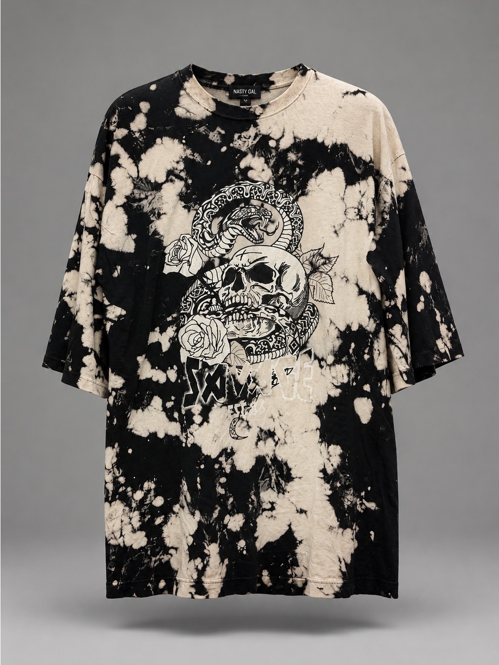 Nasty Gal Savage Est. 86 Black & Cream Tie-Dye Skull Rose Graphic Tee Runs Large